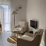 Cosy And Peaceful Seaside Vintage-style Apartment Naxxar