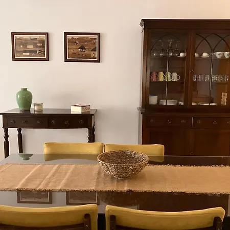 Cosy And Peaceful Seaside Vintage-style Апартаменты