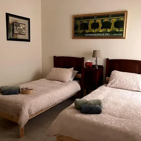 Cosy And Peaceful Seaside Vintage-style *